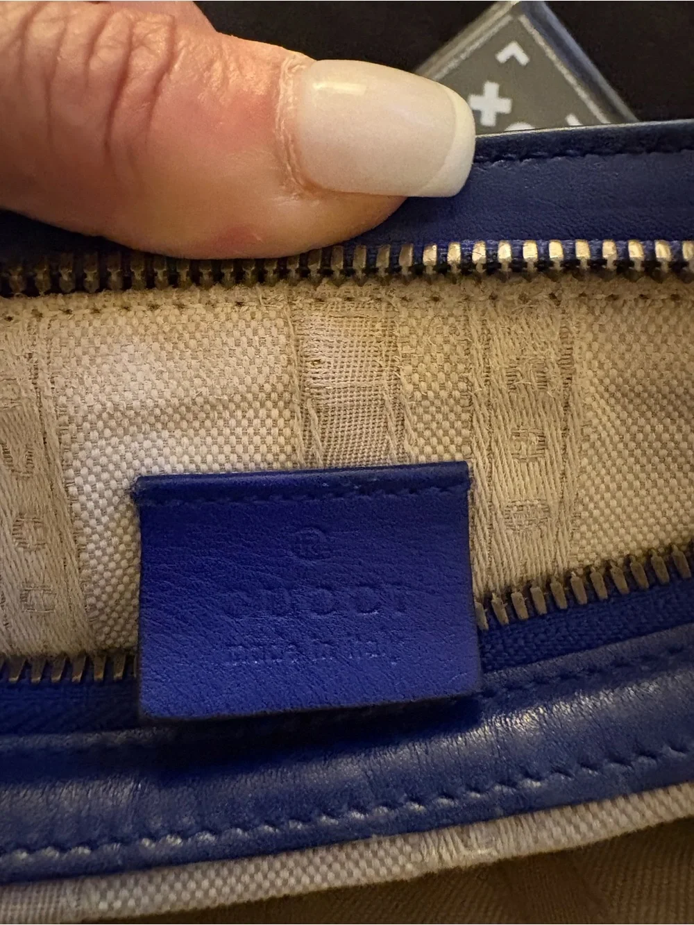 Gucci Classic Patent Leather Horsebit Bag with Gold Hardware - Navy